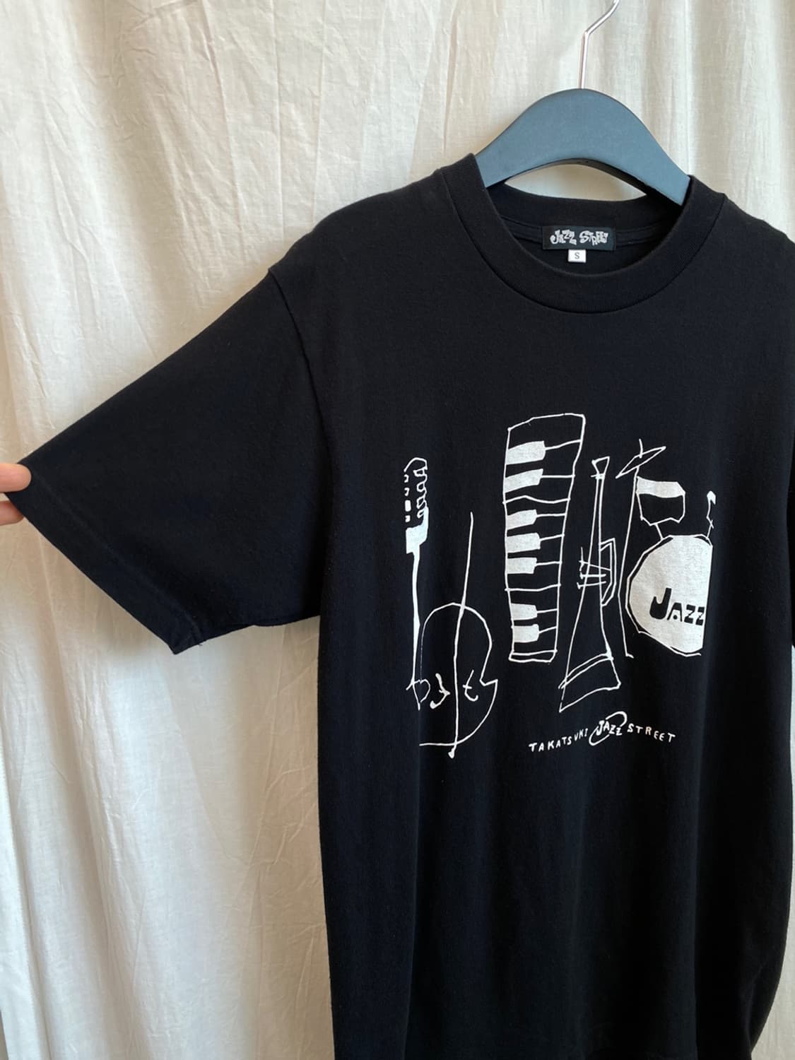 JAZZ STREET 블랙 그래픽 반팔티셔츠(공용S) 상품이미지4