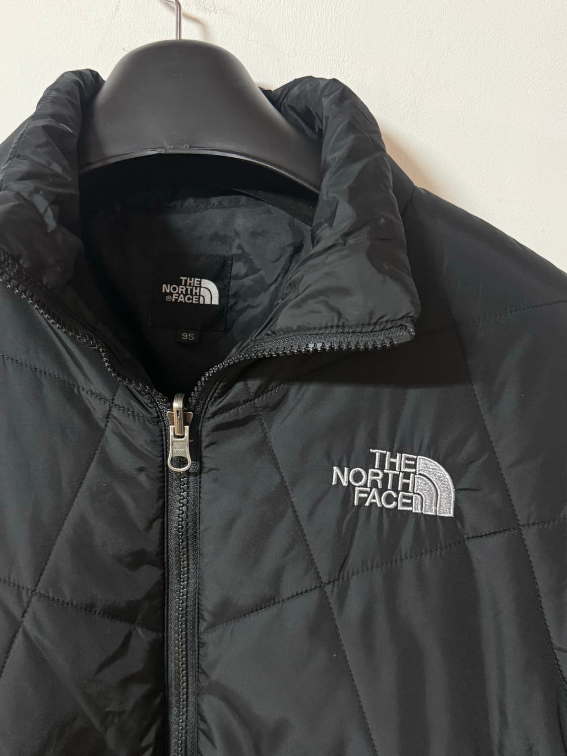 노스페이스 블랙 퀼팅 경량 패딩 자켓 M 상품이미지3