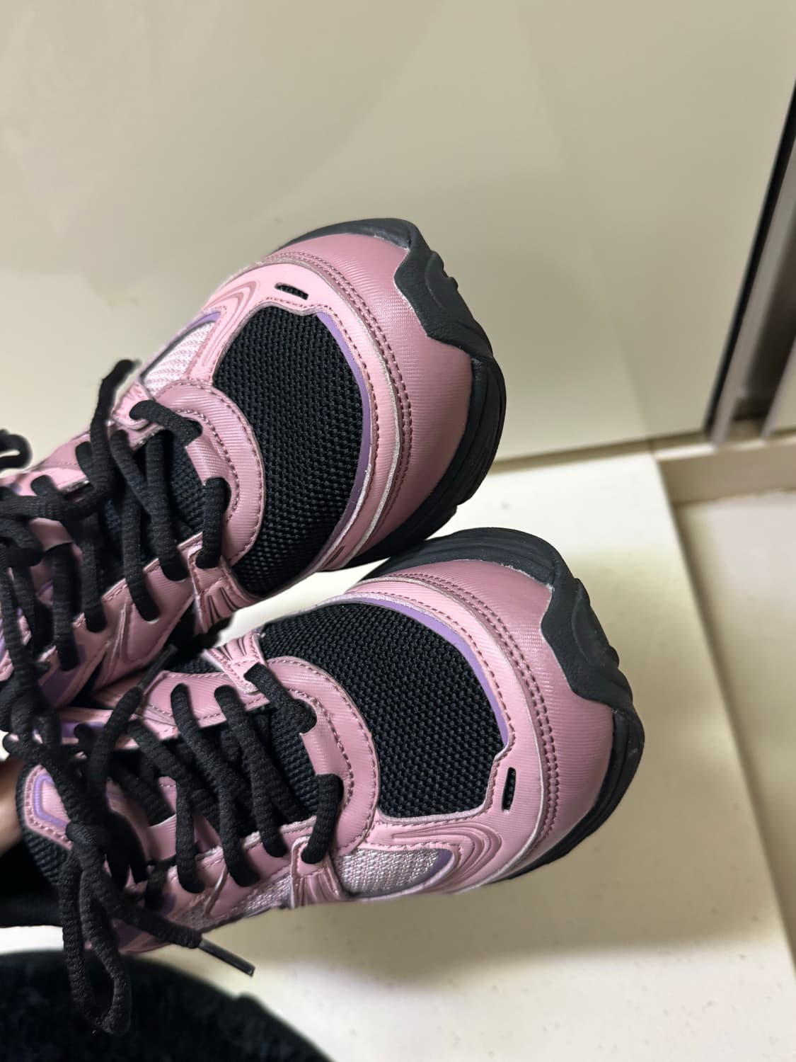 휠라 인터런 2.0 핑크 235 상품이미지5