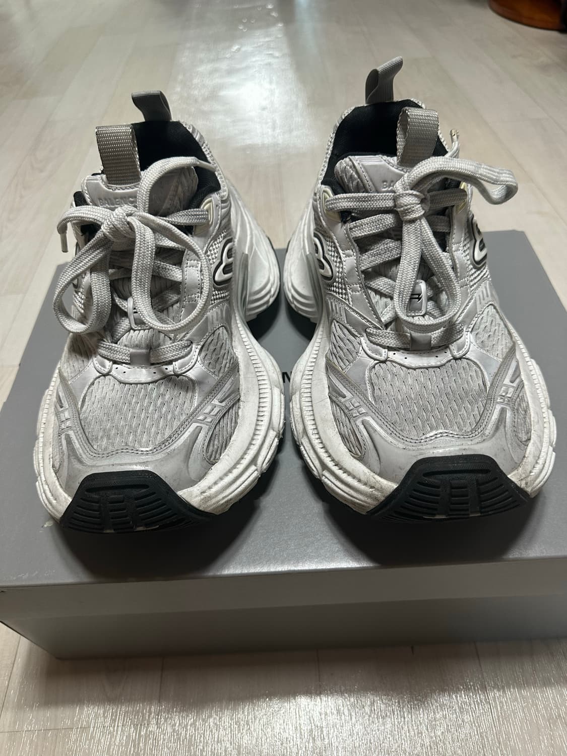 (급처) 네고가능! 발렌시아가 10xl (40) 상품이미지5