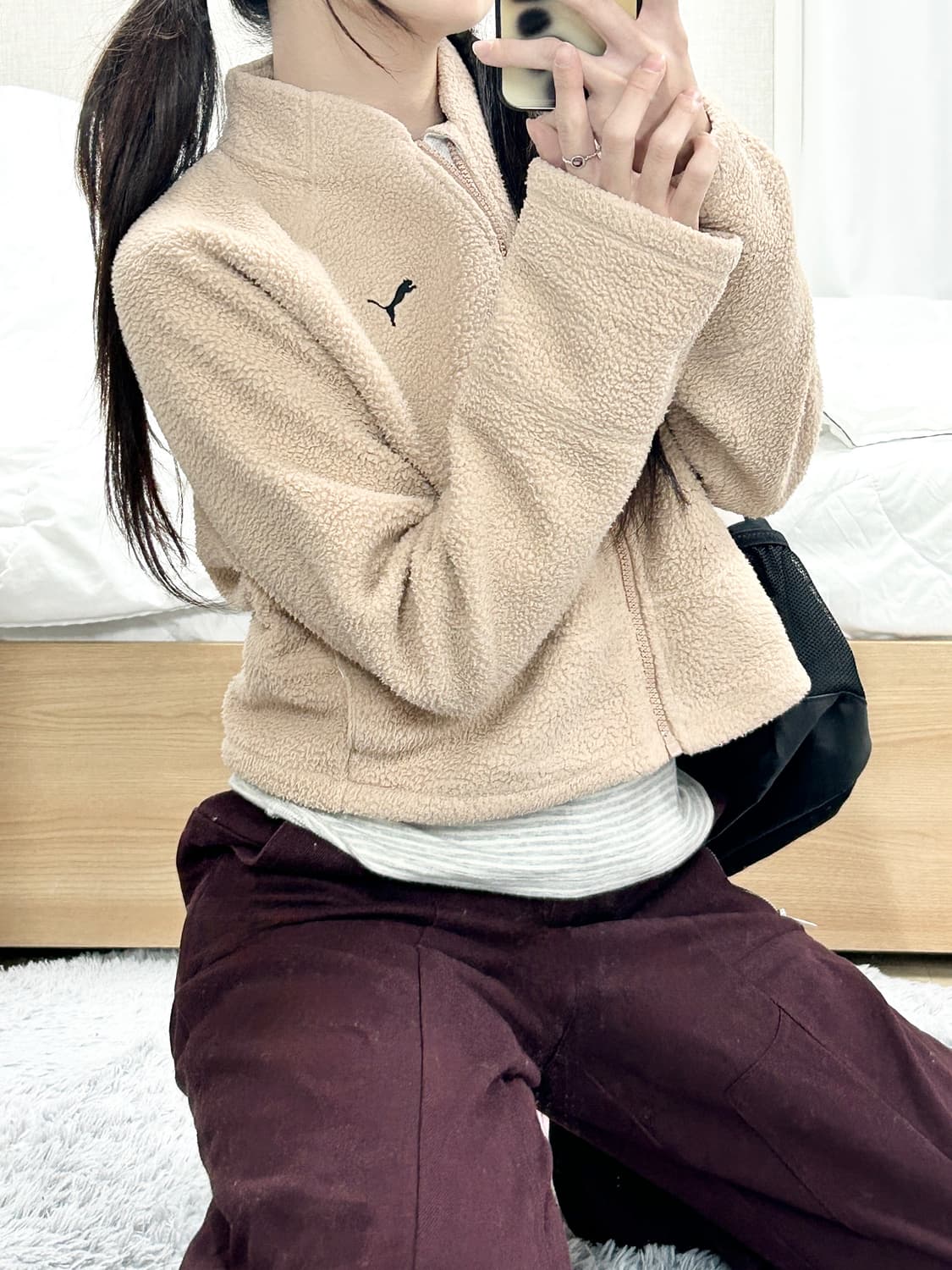 퓨마 자수로고 크롭 쉐르파 자켓 상품이미지1