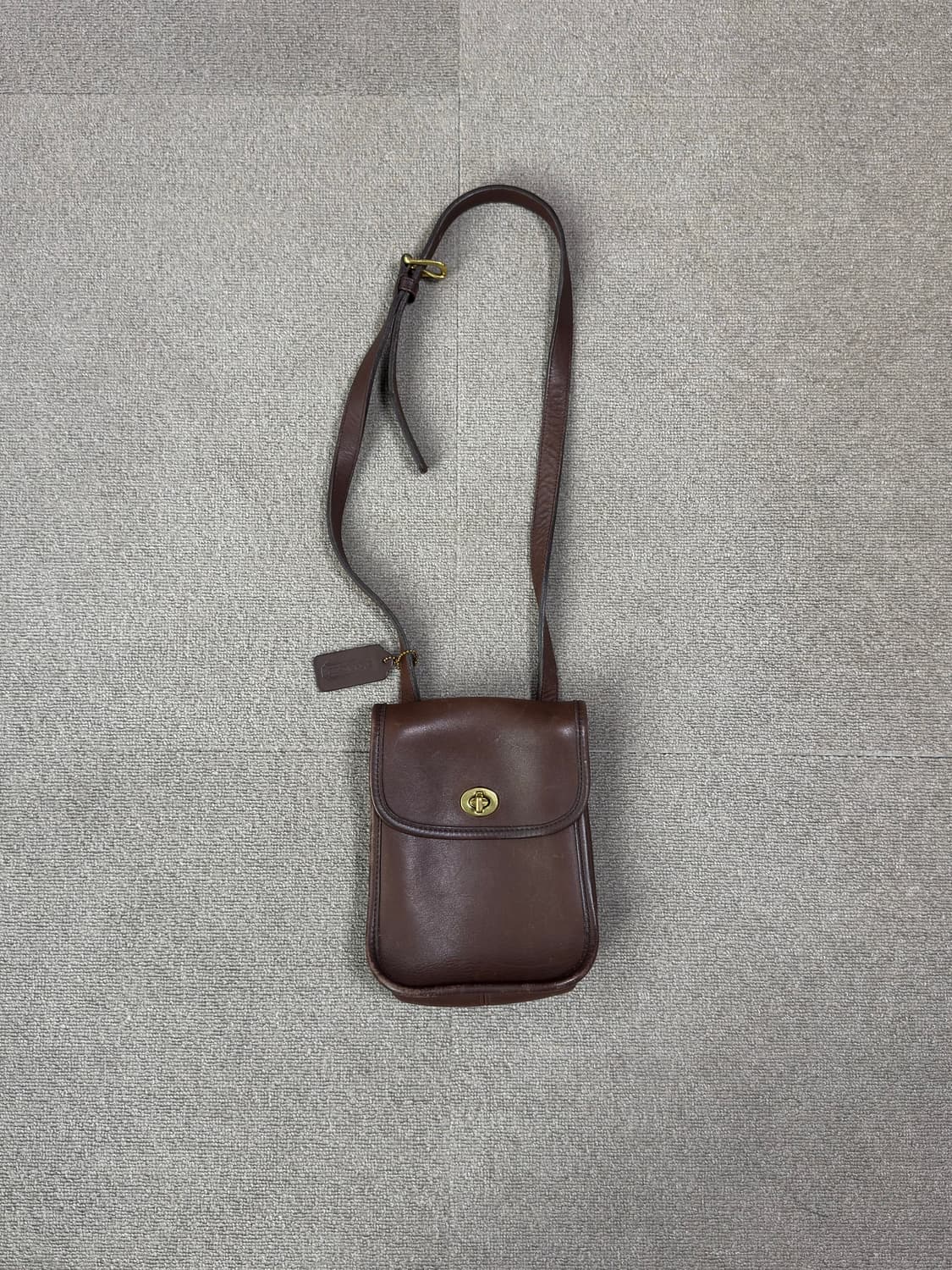 빈티지 올드 코치 글러브 탄 레더 턴락 크로스백 숄더백 상품이미지1