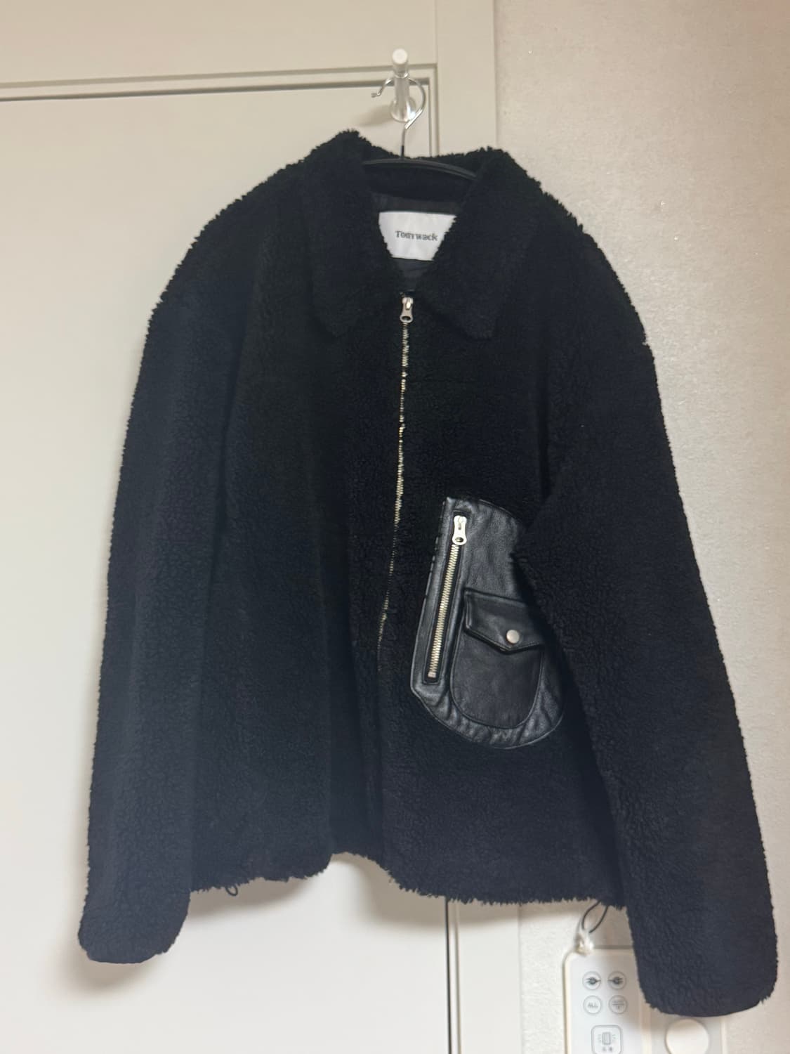 [L] 토니웩 Duvet Leather Shearling Jacket 상품이미지2