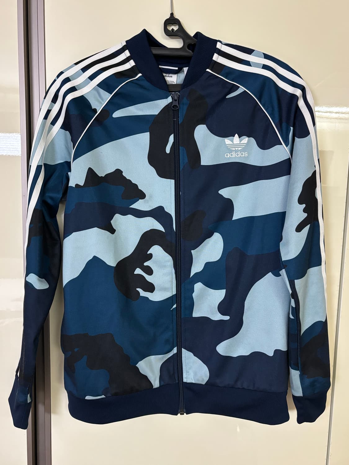 adidas camo sst zipup 상품이미지2