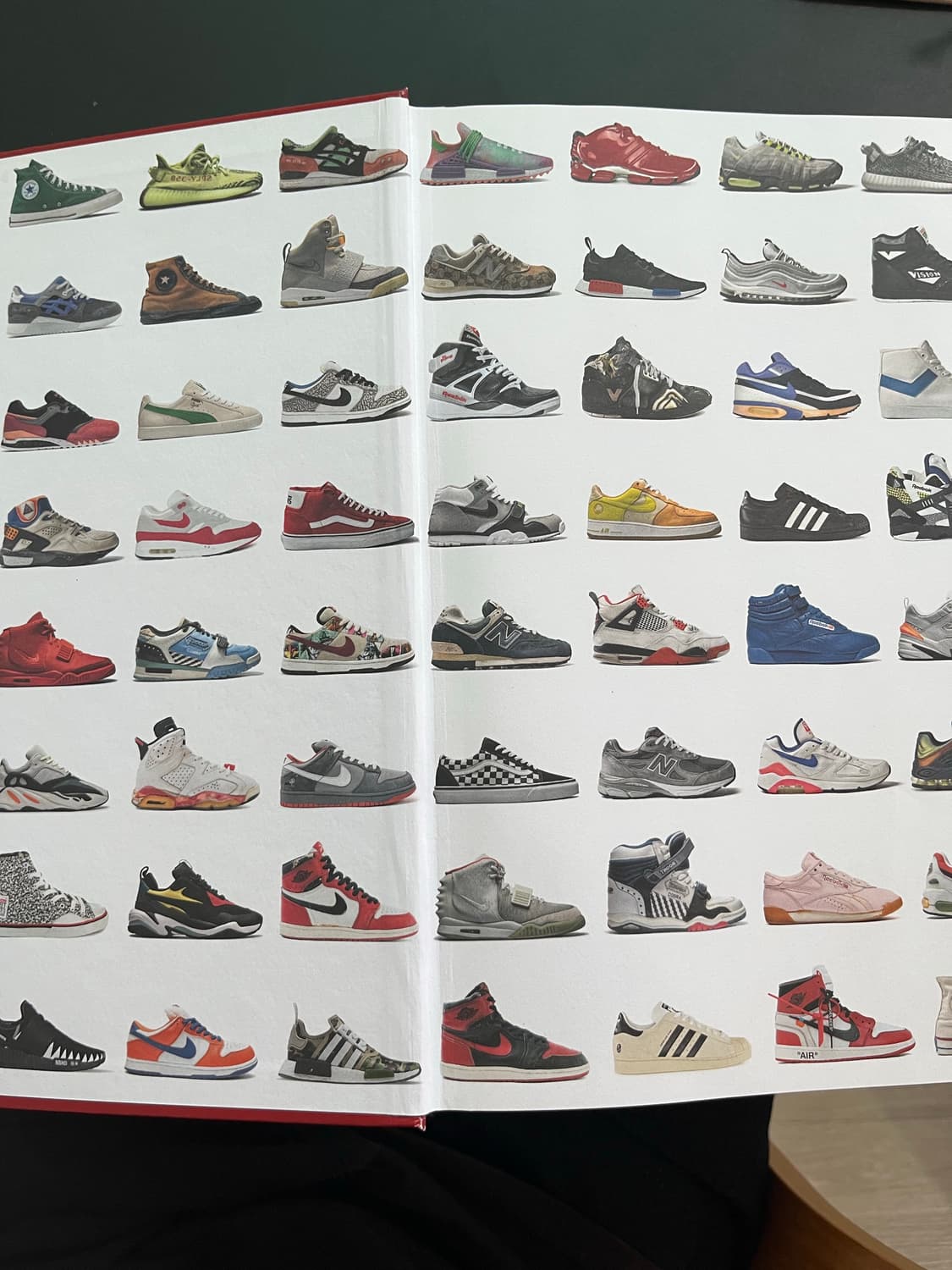 나이키 The ultimate sneaker book 상품이미지2