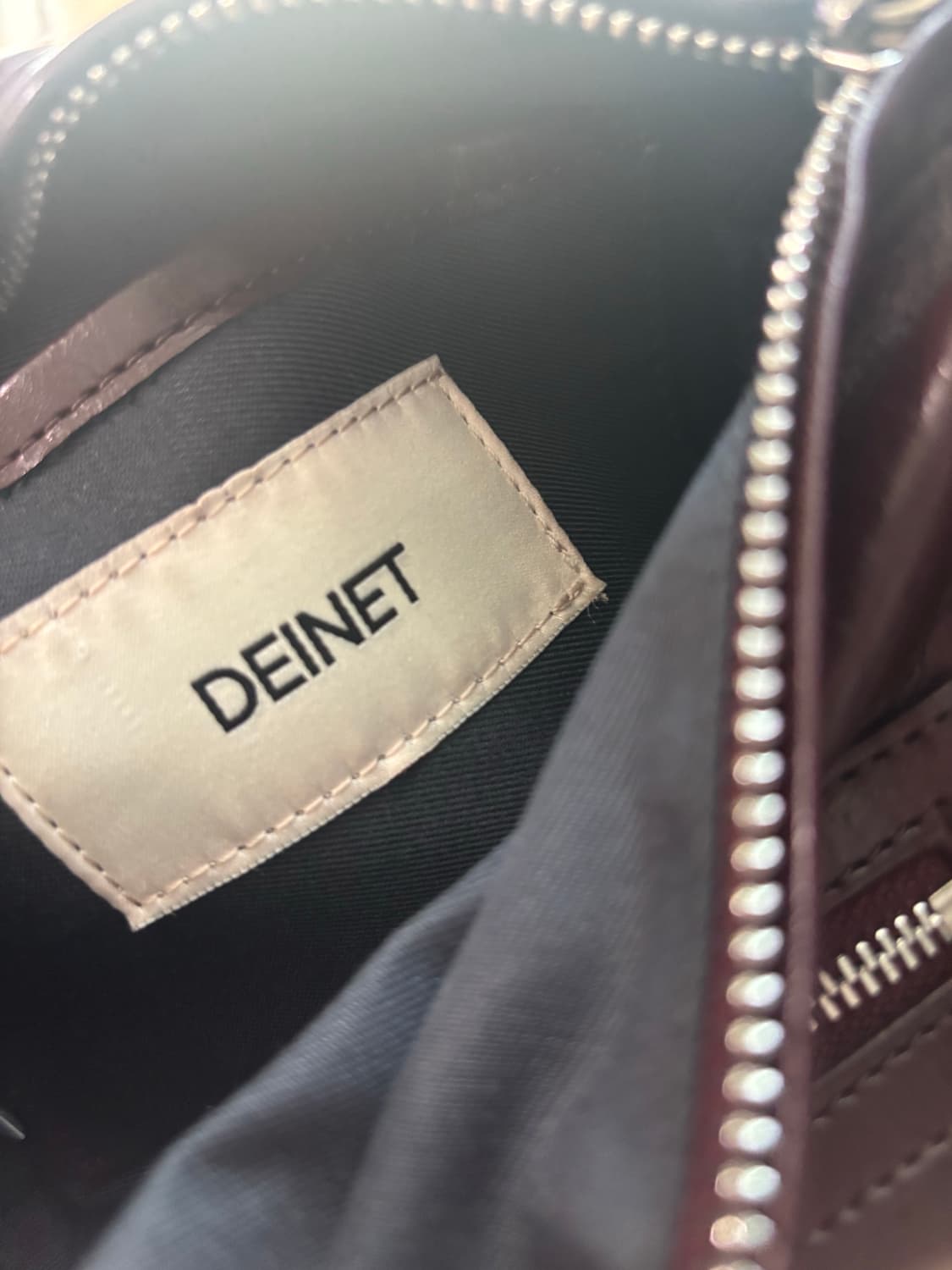 다이닛 가방 STUD POCKET BAG IN BUR GUNDY 상품이미지3