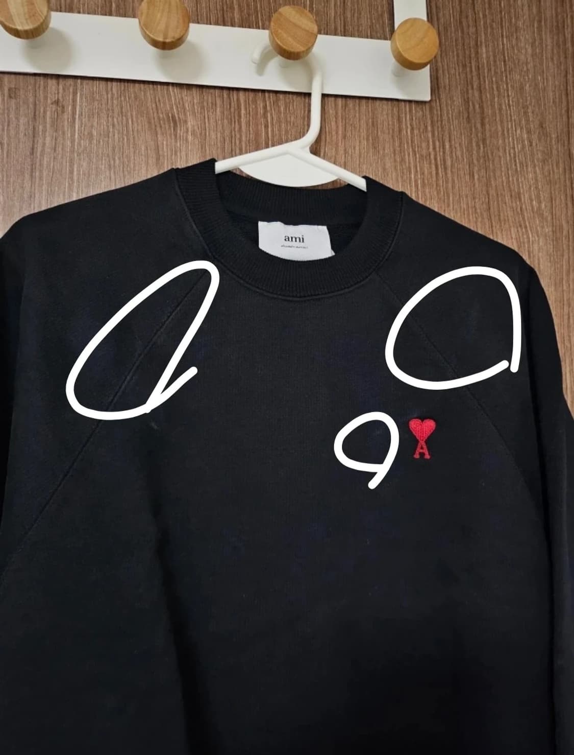 아미 ami 블랙 스몰하트 로고 맨투맨 S 상품이미지3