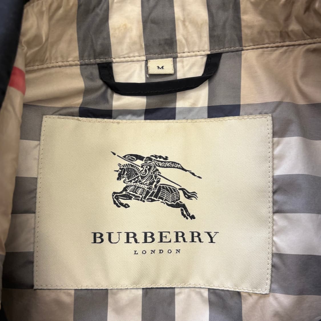 M 버버리 블랙 카고 집업버튼 자켓  상품이미지4