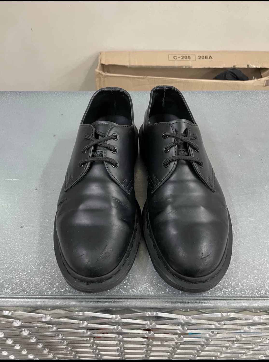 닥터마틴1461모노 UK7 상품이미지2