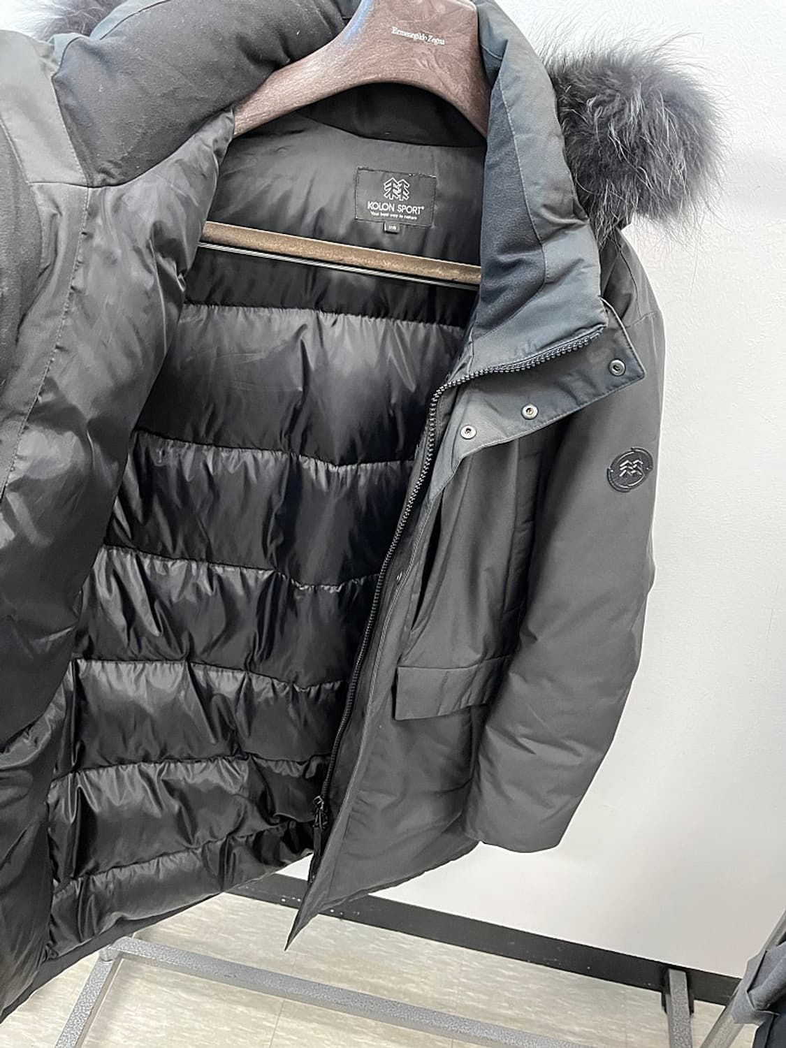 105-110) 코오롱 블랙퍼 구스패딩  상품이미지2