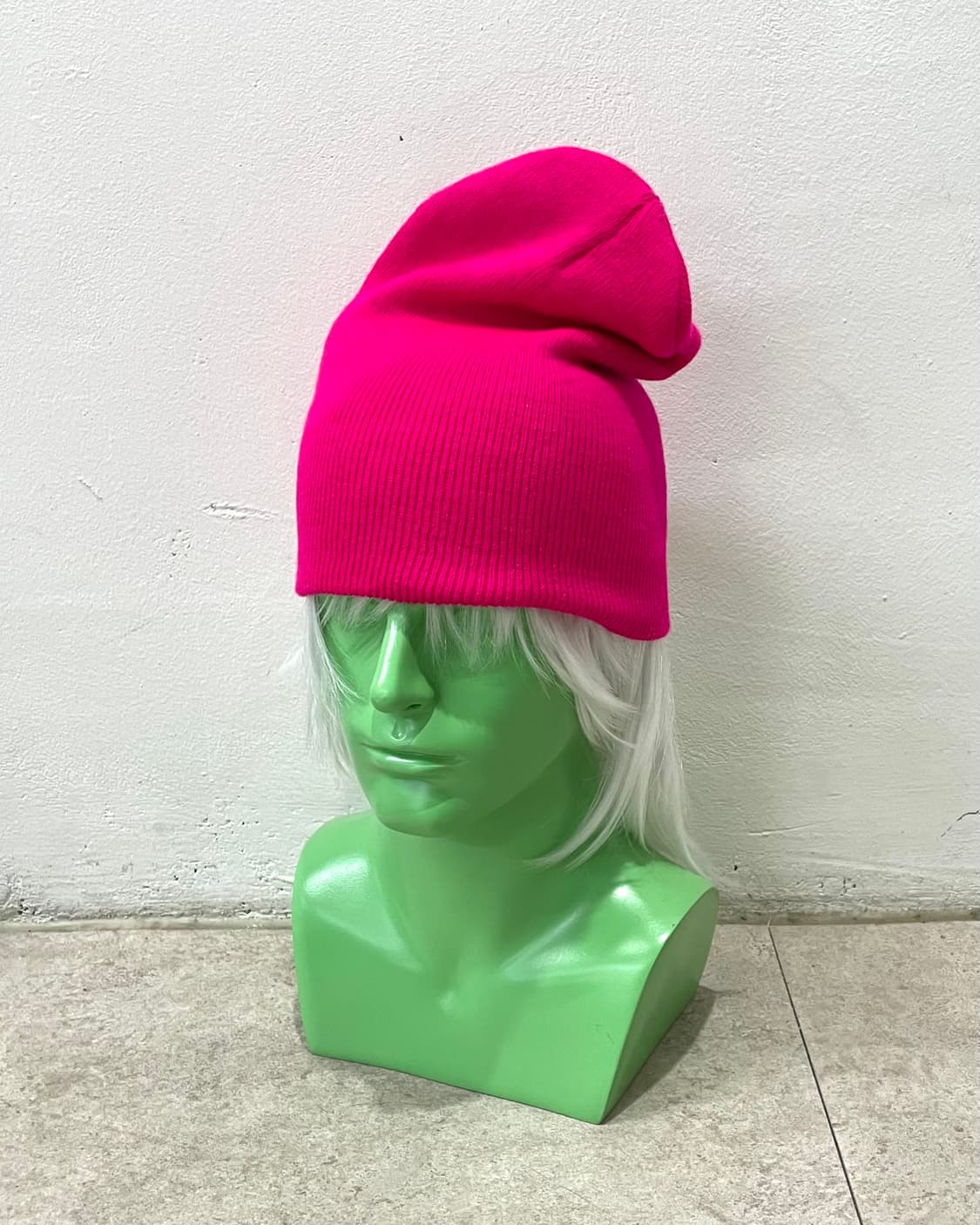 Fluorescent pink beanie  상품이미지1