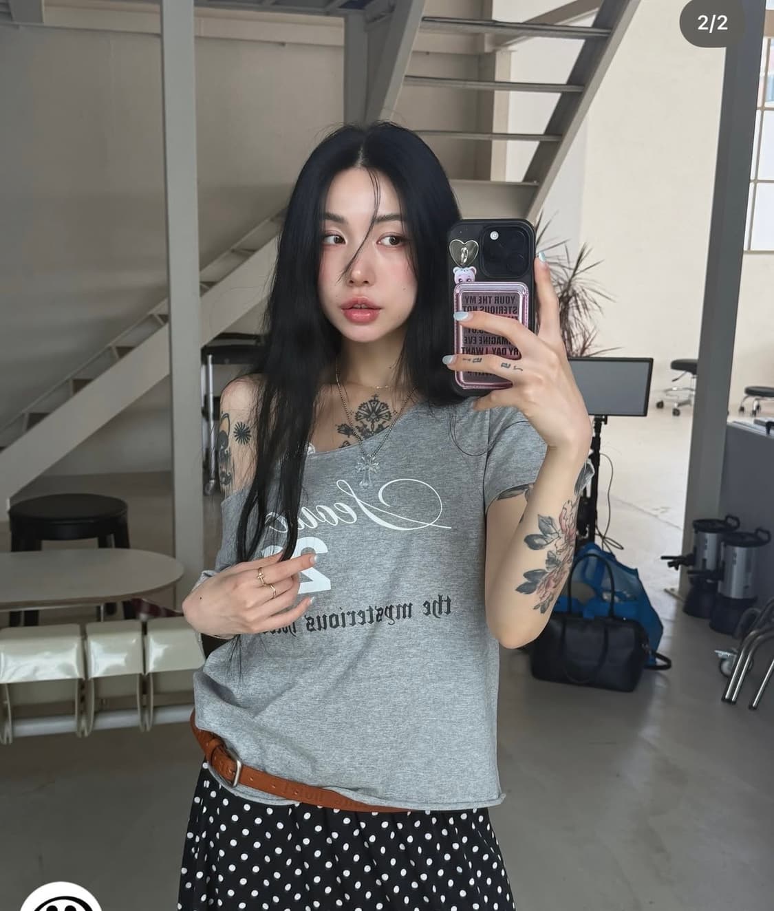 더미스테리어스호텔 씨티 반팔티 상품이미지2