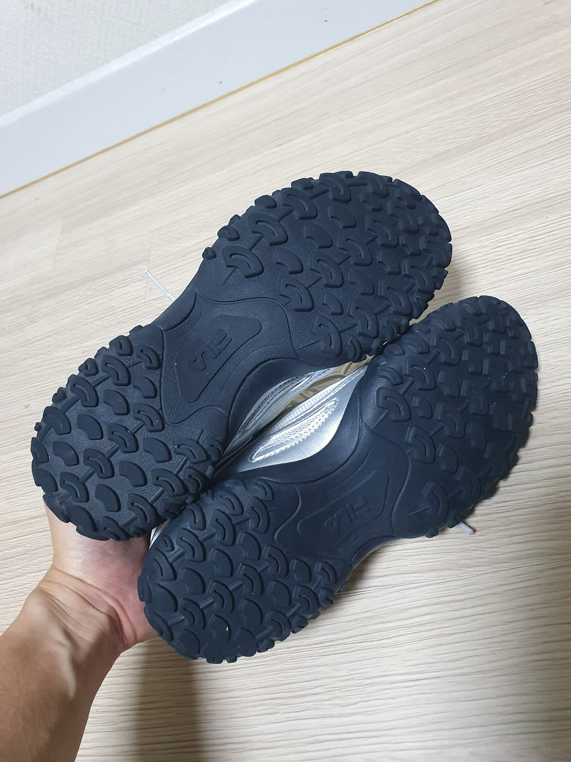 휠라 에샤페 MS 실버문 240 상품이미지6