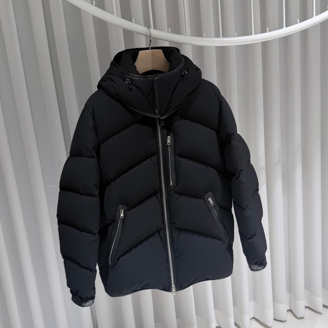 (A+/48) / 톰포드 캐시미어 울 블렌드 패딩 자켓 블랙 상품이미지3