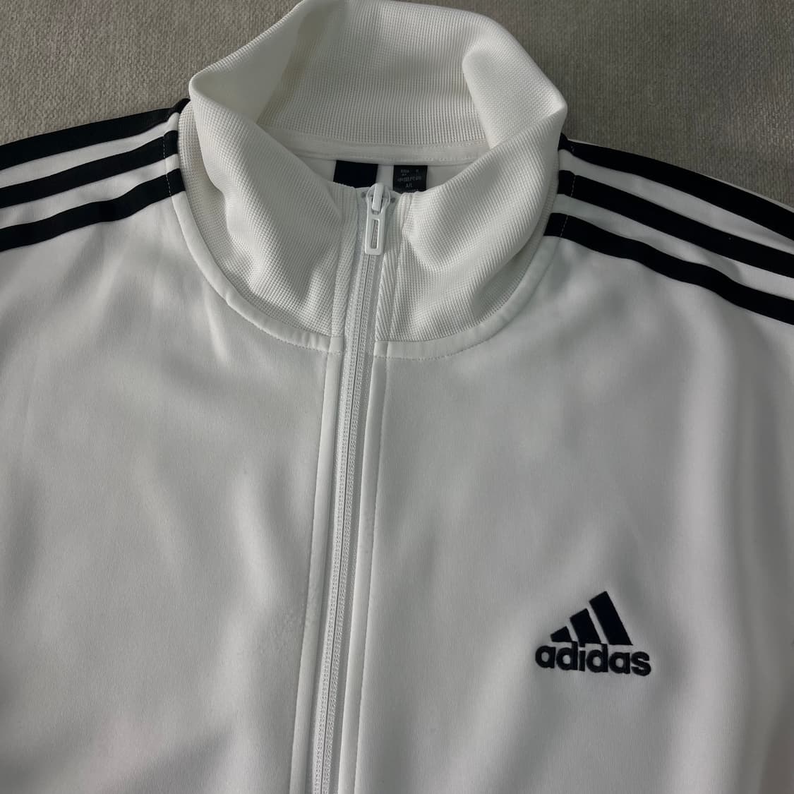 105 아디다스 신형 흰검 트랙탑 져지  상품이미지2