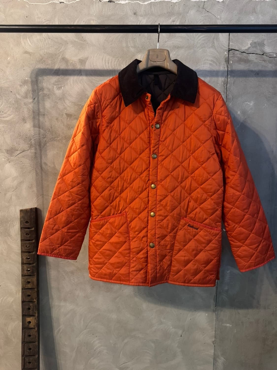 바버 오렌지 퀼팅 자켓 남 95 여 66~77 상품이미지1