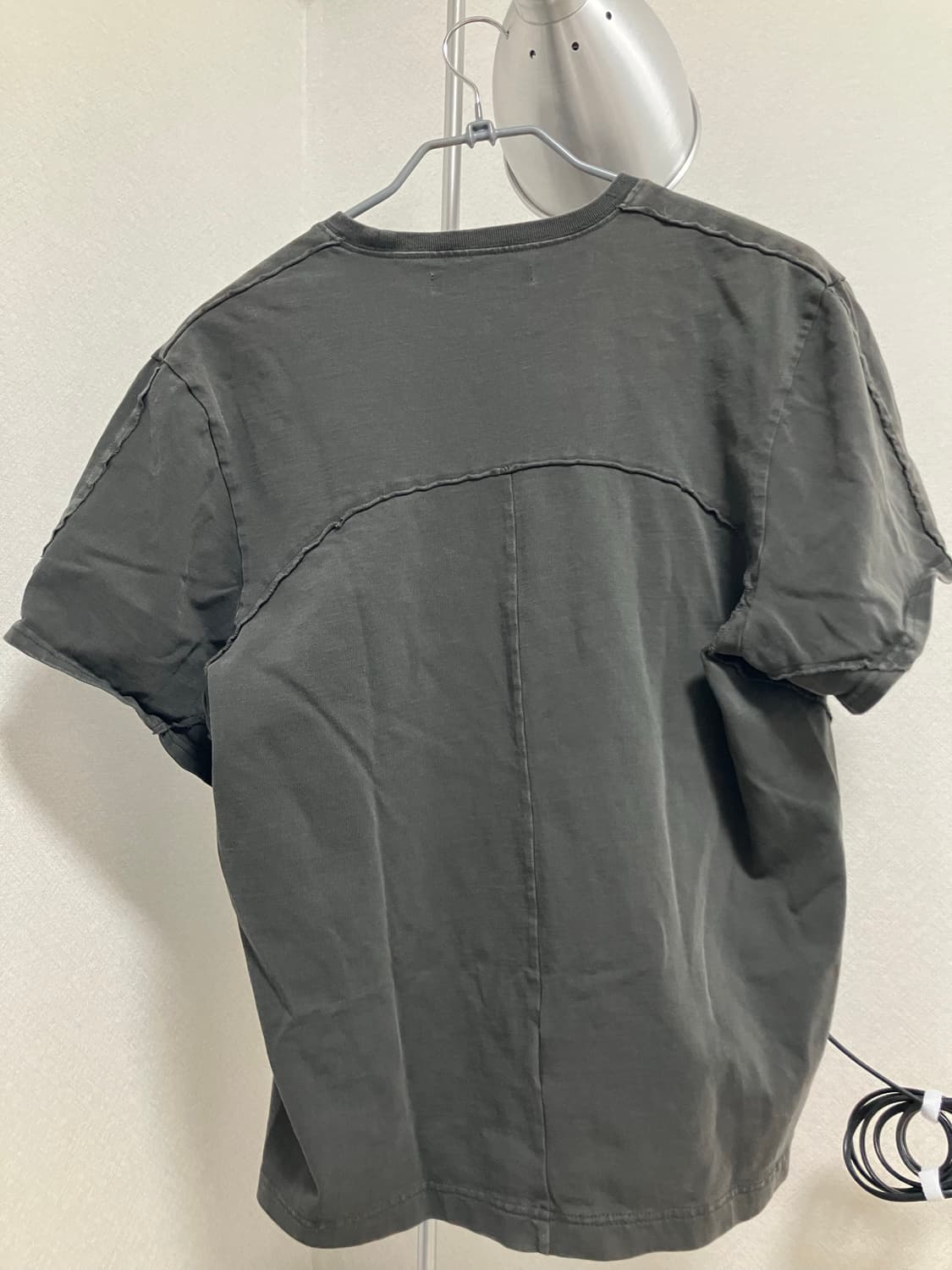 (실측)카키 티셔츠 상품이미지2