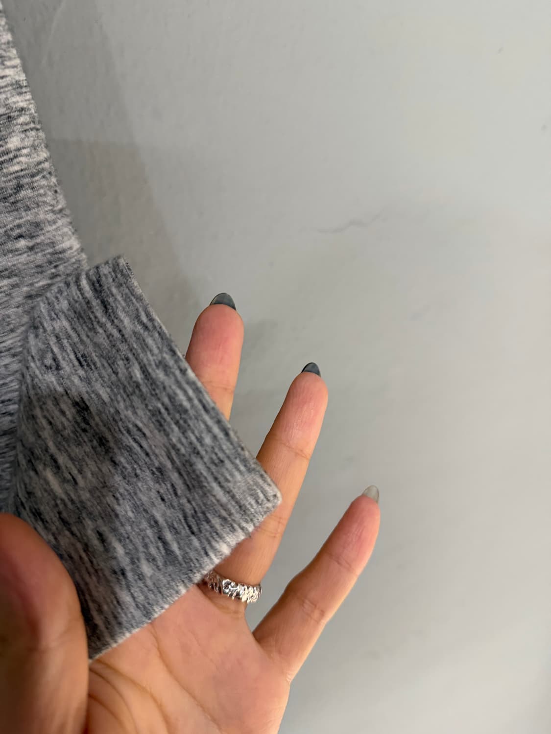 Hollister eyelet detail long sleeve 상품이미지10