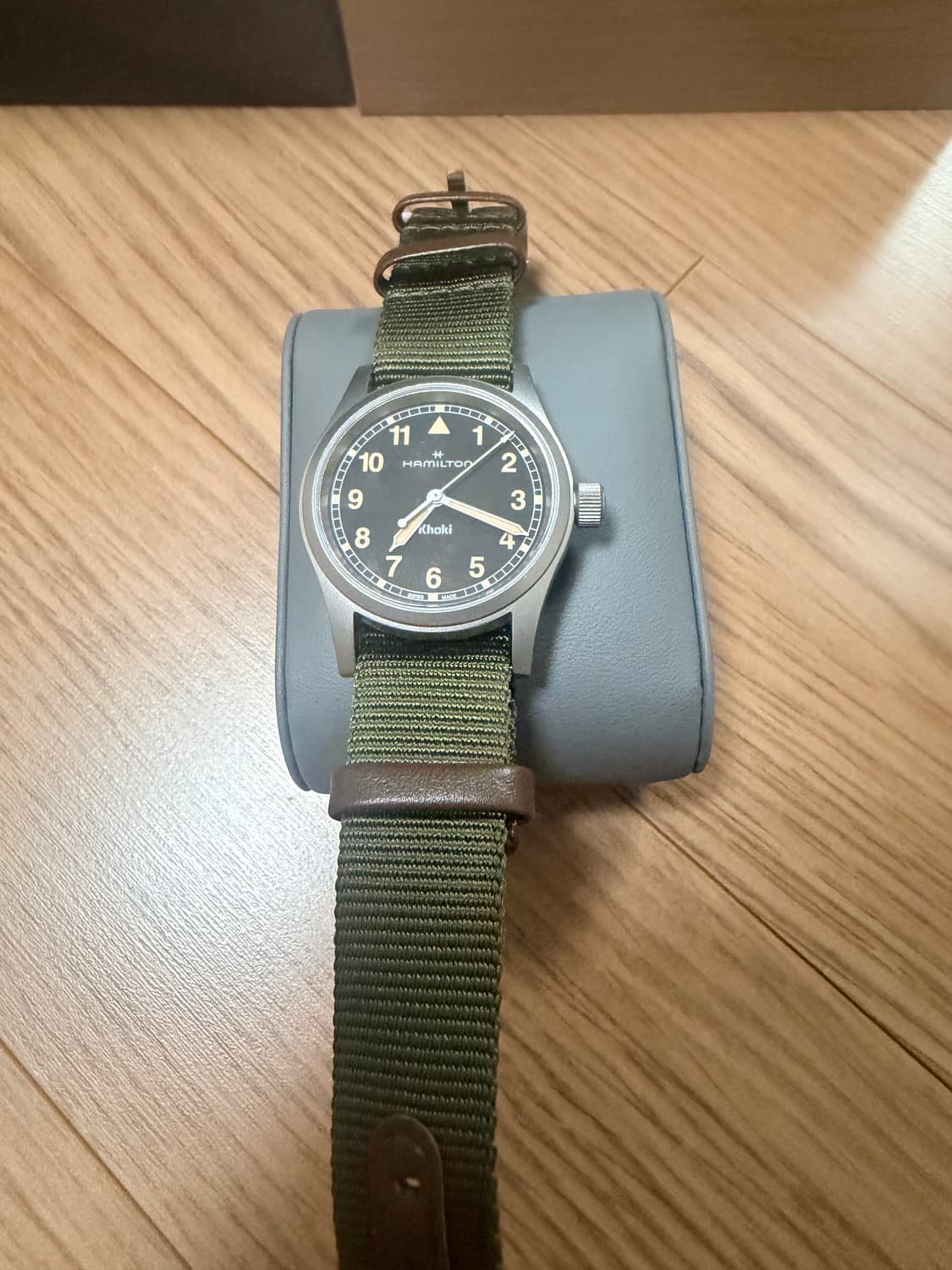해밀턴 카키필드 33mm 쿼츠 상품이미지2
