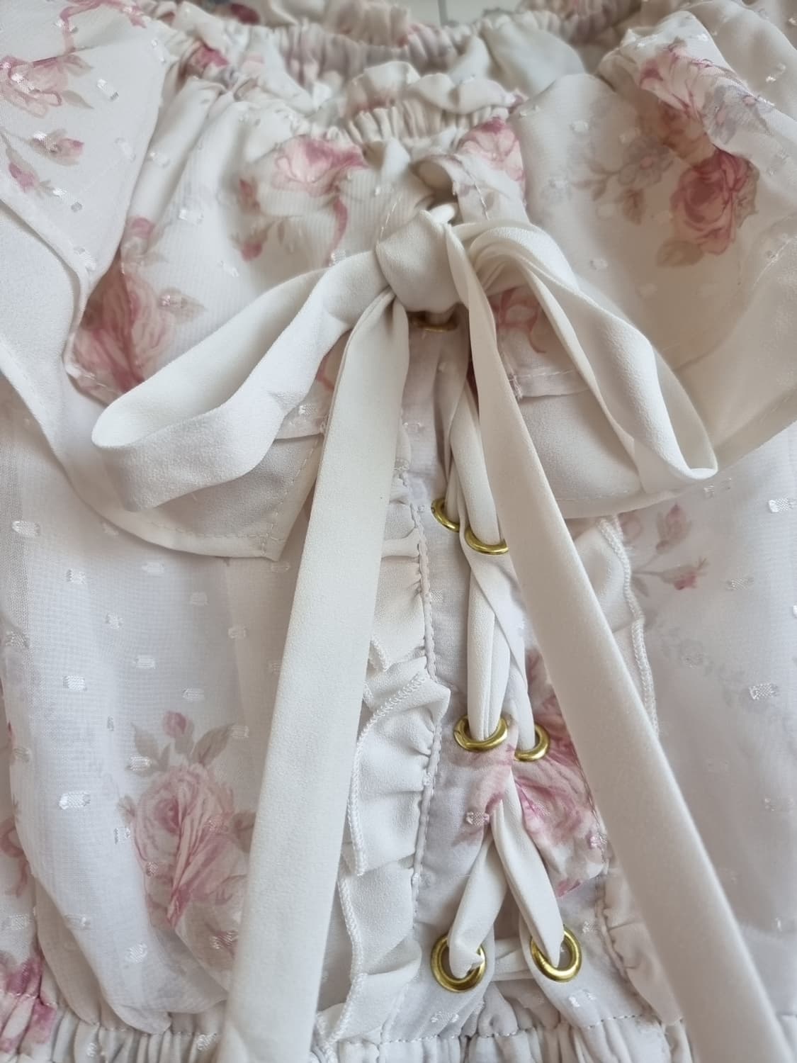 Liz Lisa(리즈리사) 티세트 플라워 프릴 오프숄더 원피스 상품이미지2