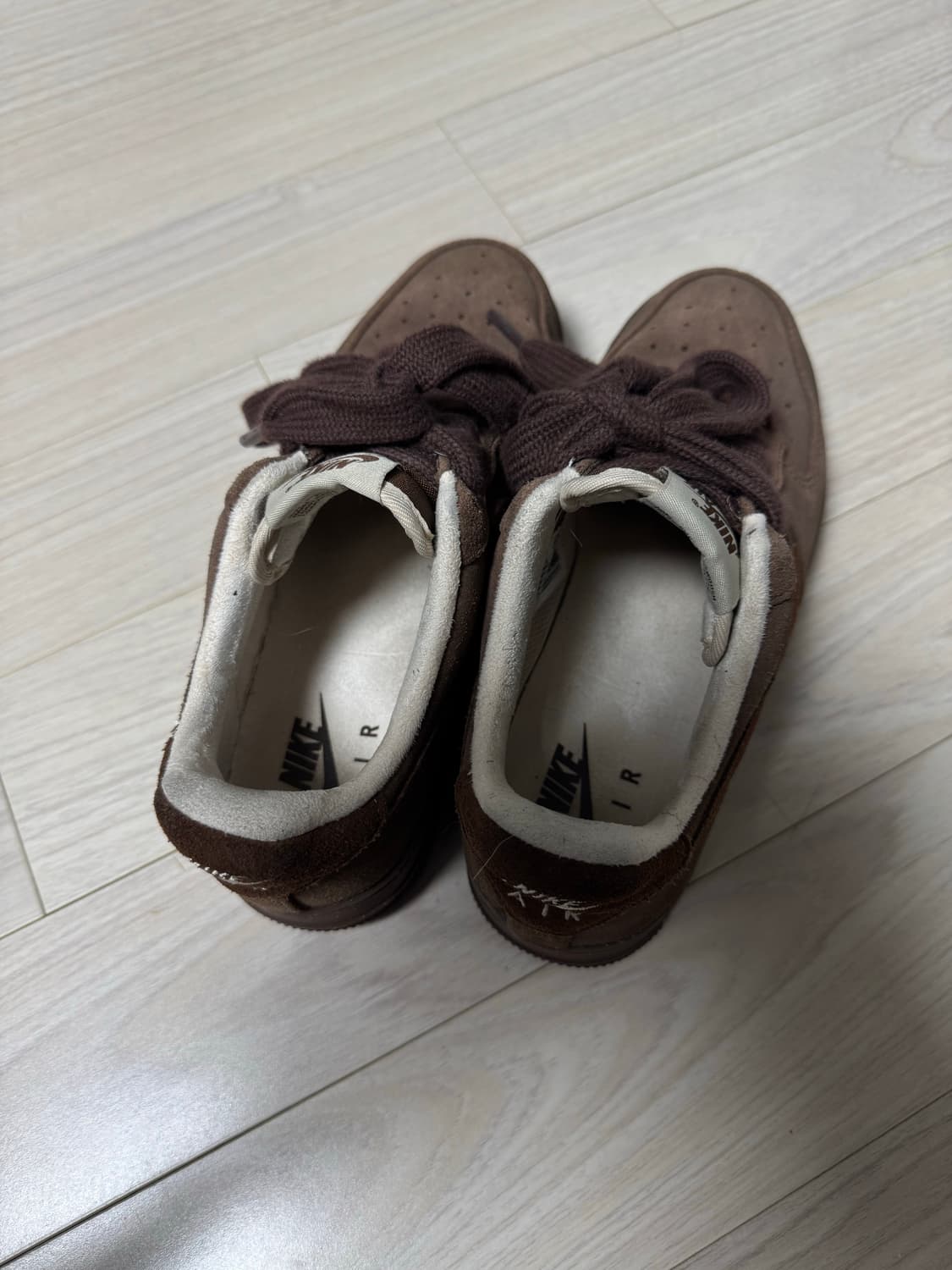 나이키 에어포스 카카오 와우 240 상품이미지3