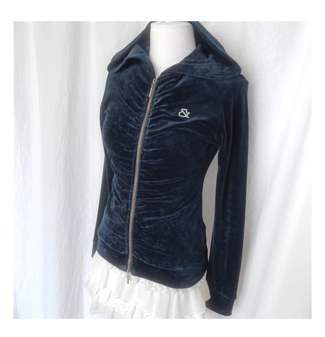 y2k 빈티지 핑키앤다이안 갸루 벨벳 블랙 후드집업 셔리 딱붙핏 큐빅 상품이미지4