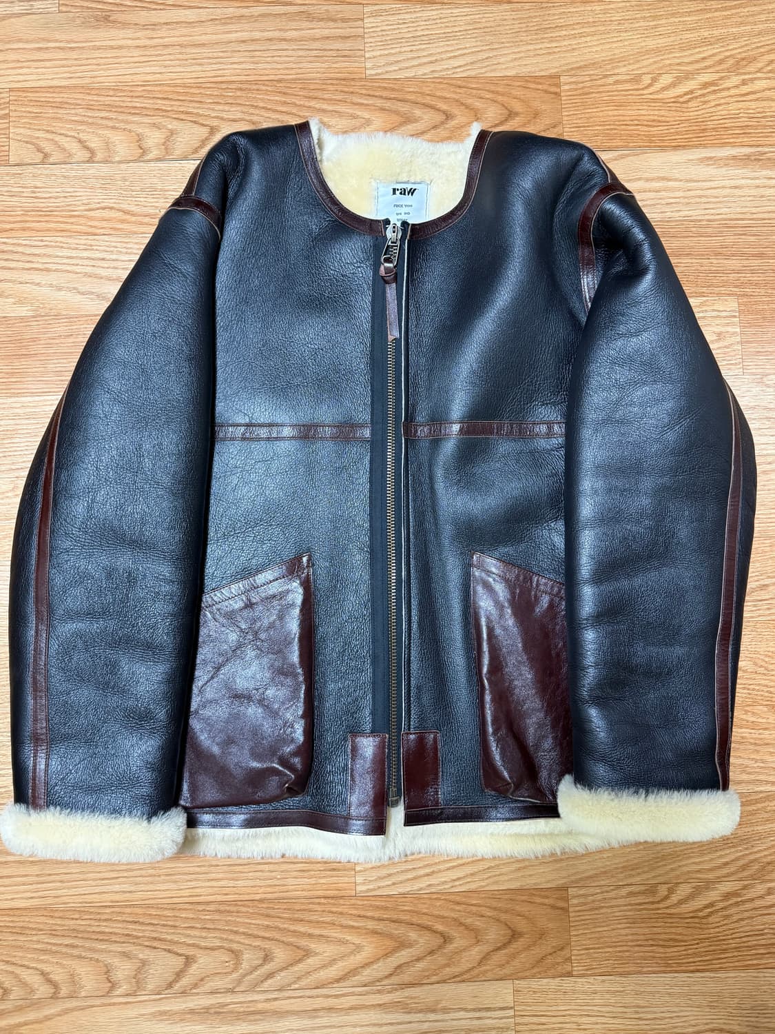 [2] 블라인드파일즈 무스탕 무통 팝니다! 상품이미지1