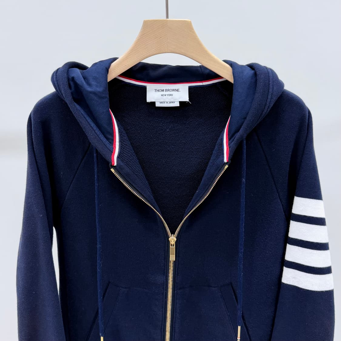 [S급/1] 톰브라운 사선완장 후드집업 네이비 상품이미지3