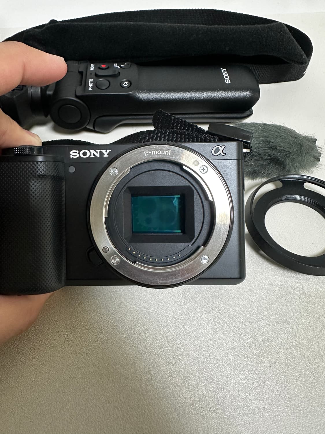 소니 ZV-E10 카메라 풀박,11만원 상당 슈팅 핸드그림 포함 상태최상 상품이미지4