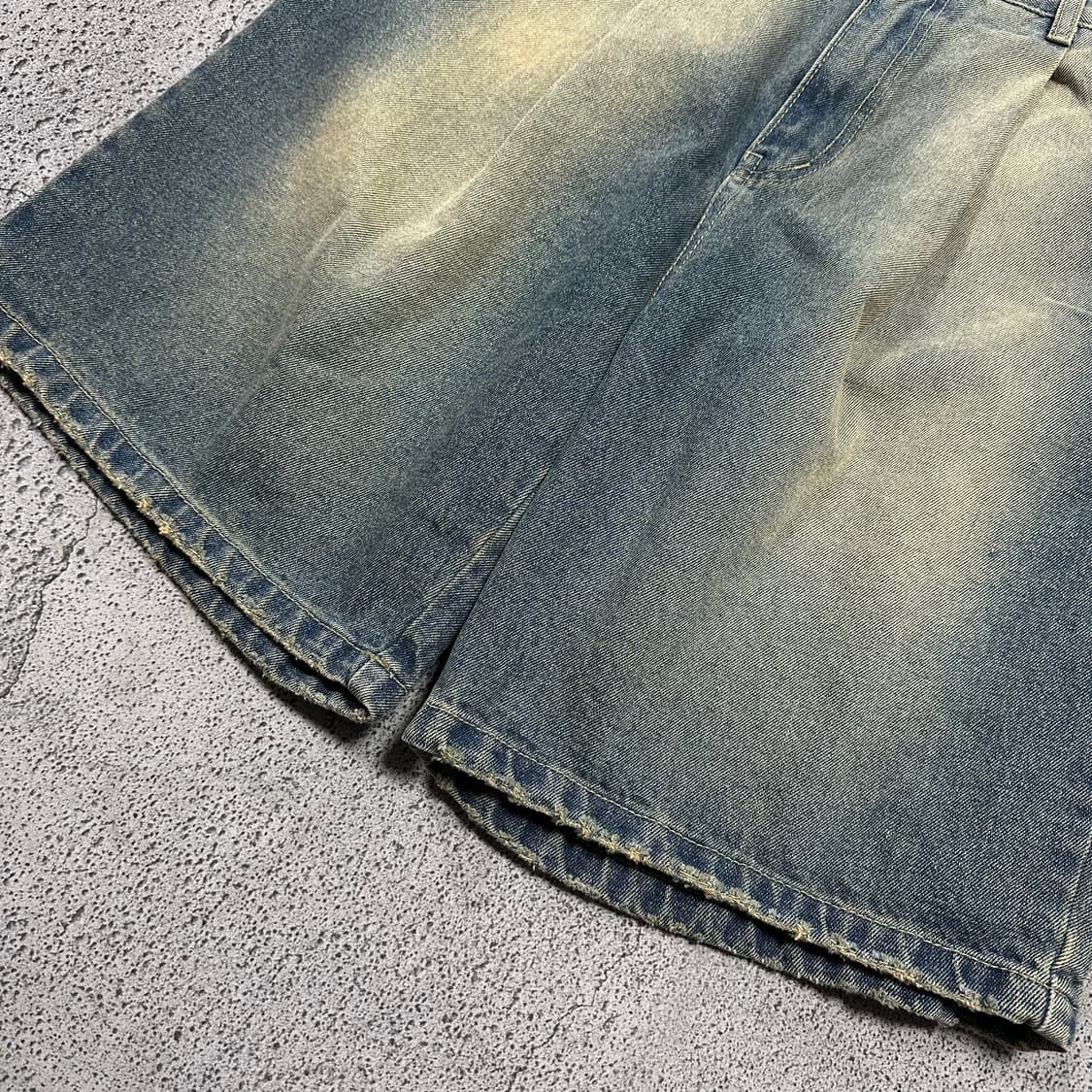 ✨ (바배) 퍼스텝 원턱 버뮤다 데님 팬츠 상품이미지4