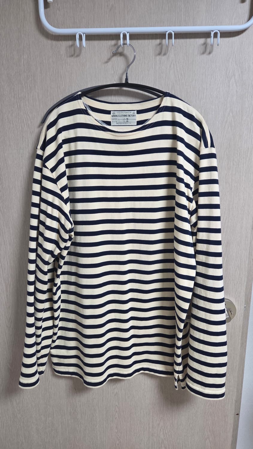 브론슨 스트리이프 롱슬리브티 42 상품이미지1