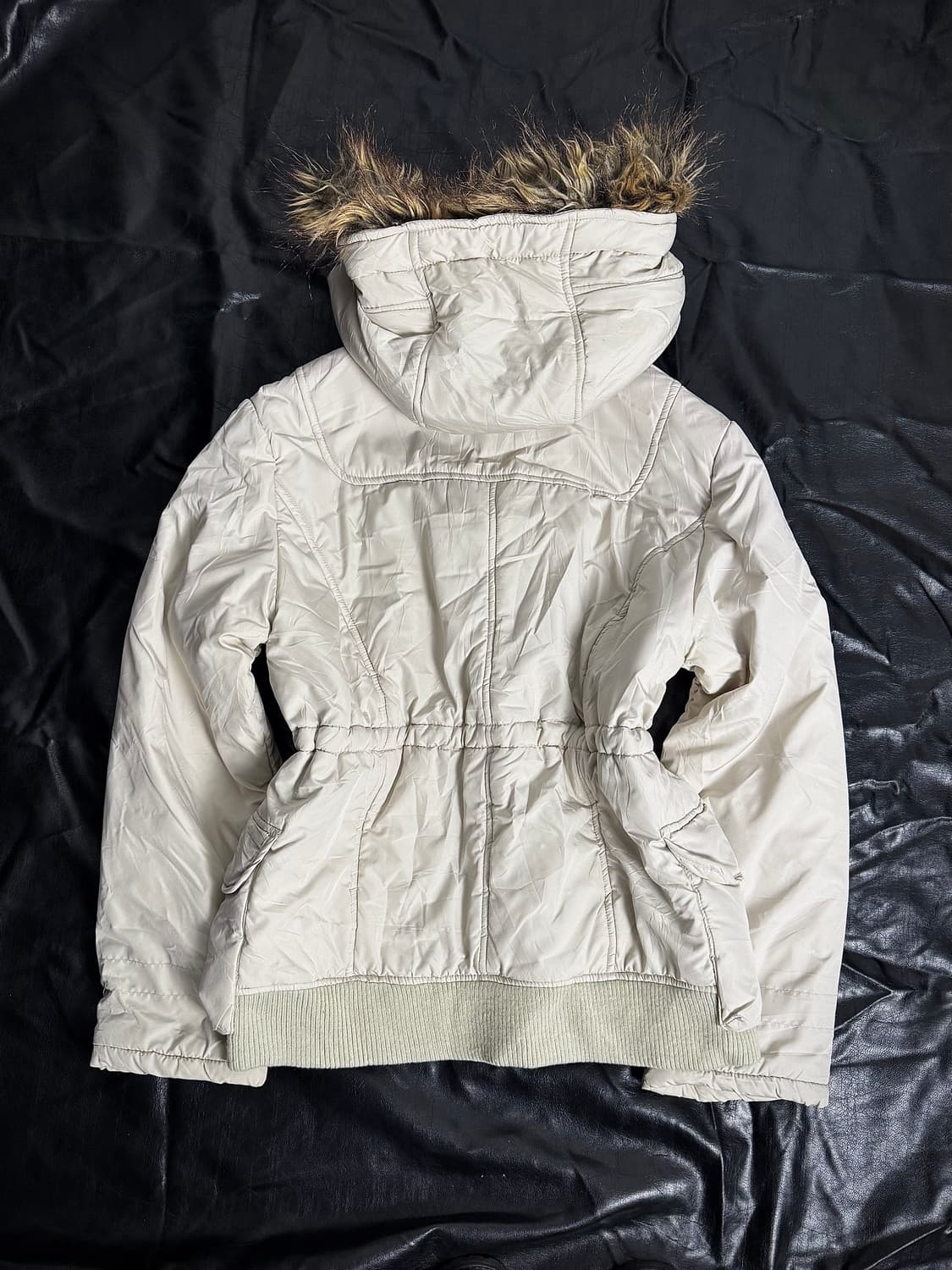 Ivory fur padding 상품이미지4