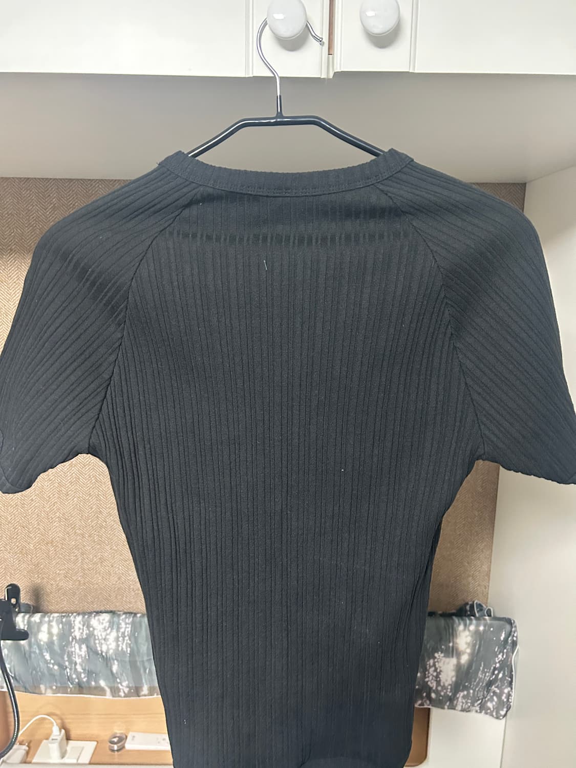 카미드 헨리넥 머슬핏 골지 니트 상품이미지4