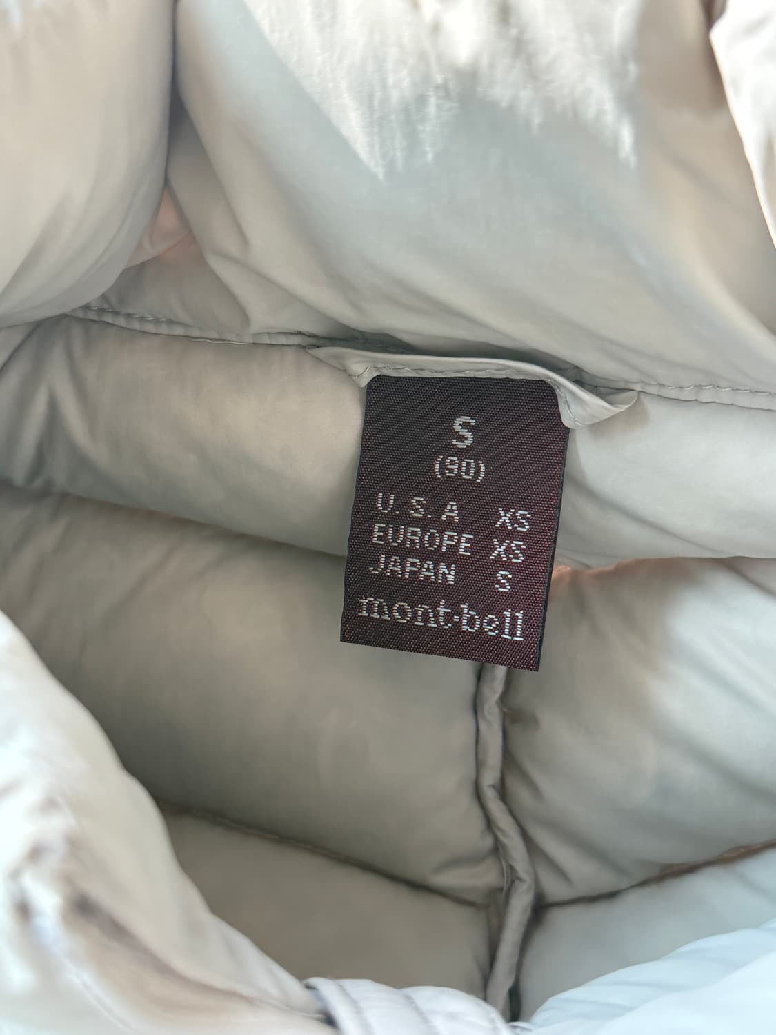 몽벨 여성 경량패딩 s 베이지 상품이미지3