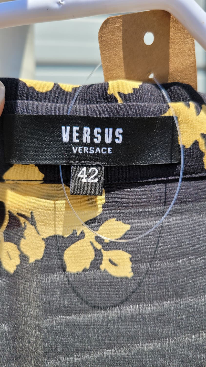 VERSUS VERGACE 블랙 옐로우 플라워 패턴 셔츠 상품이미지3