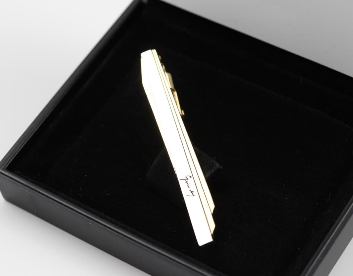 지방시 A-등급 5.3cm 남자 명품 넥타이핀 상품이미지1