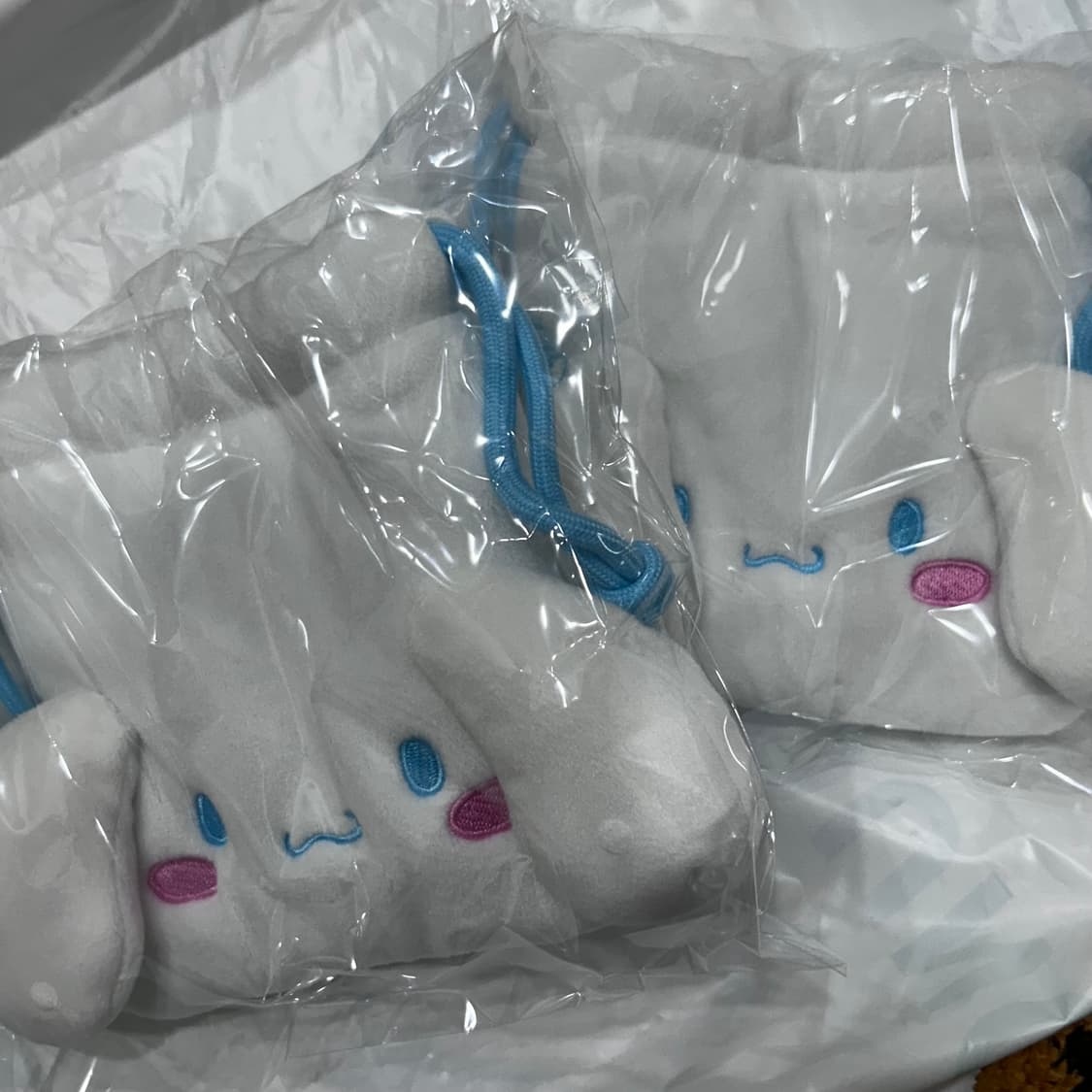 미쟝센 시나모롤 파우치 새상품 상품이미지2
