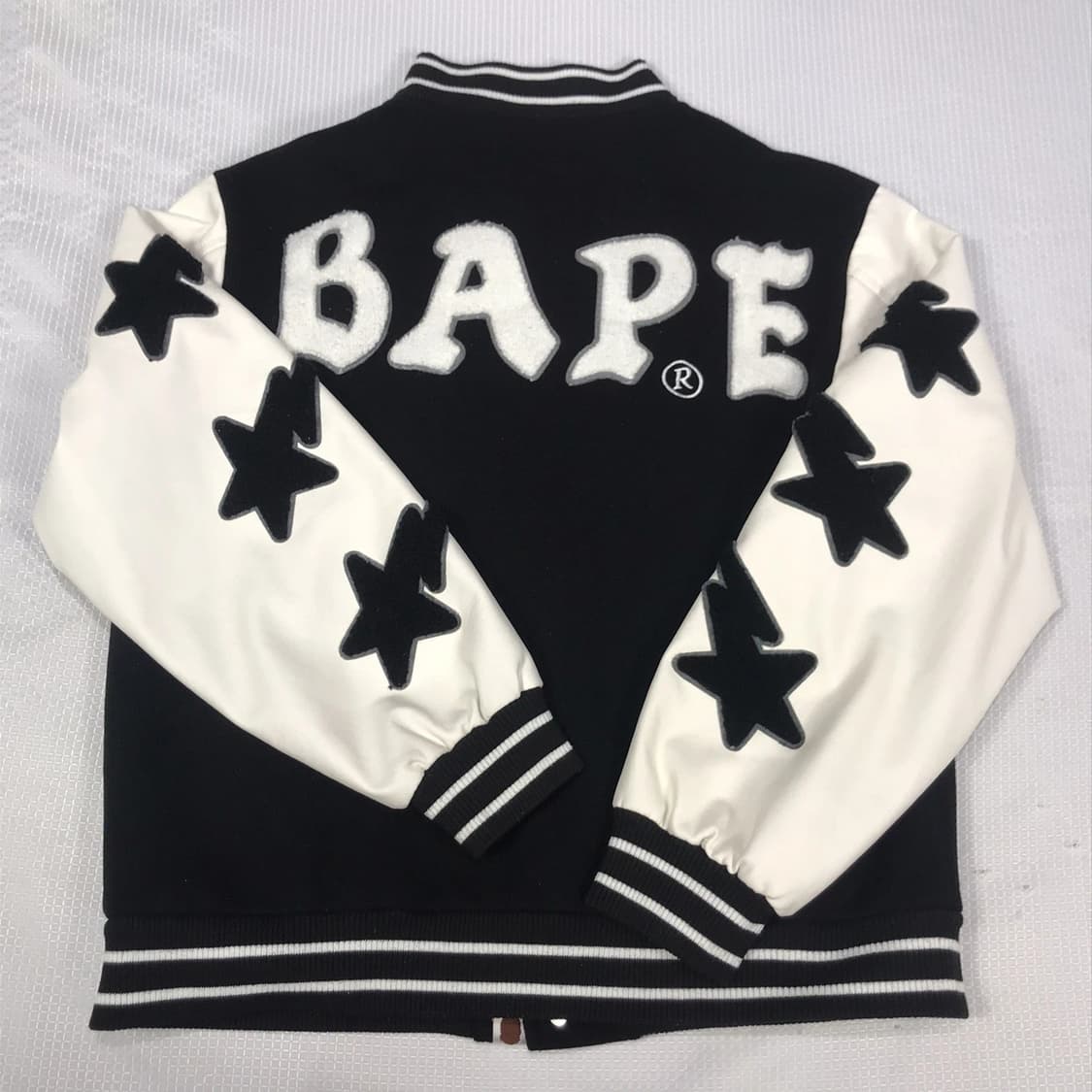 베이프 릴렉스드 핏 바시티 자켓 블랙 상품이미지7