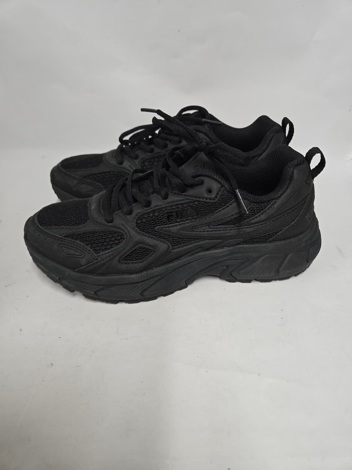 휠라 검정 운동화 240mm 상품이미지1