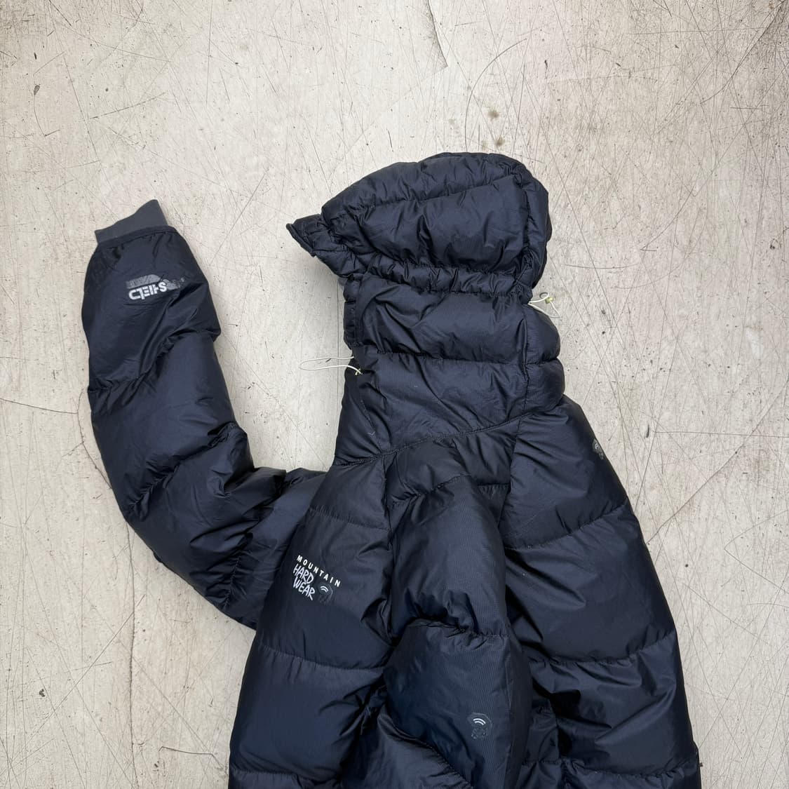 마운틴하드웨어 고프코어 푸퍼 패딩 M 상품이미지2