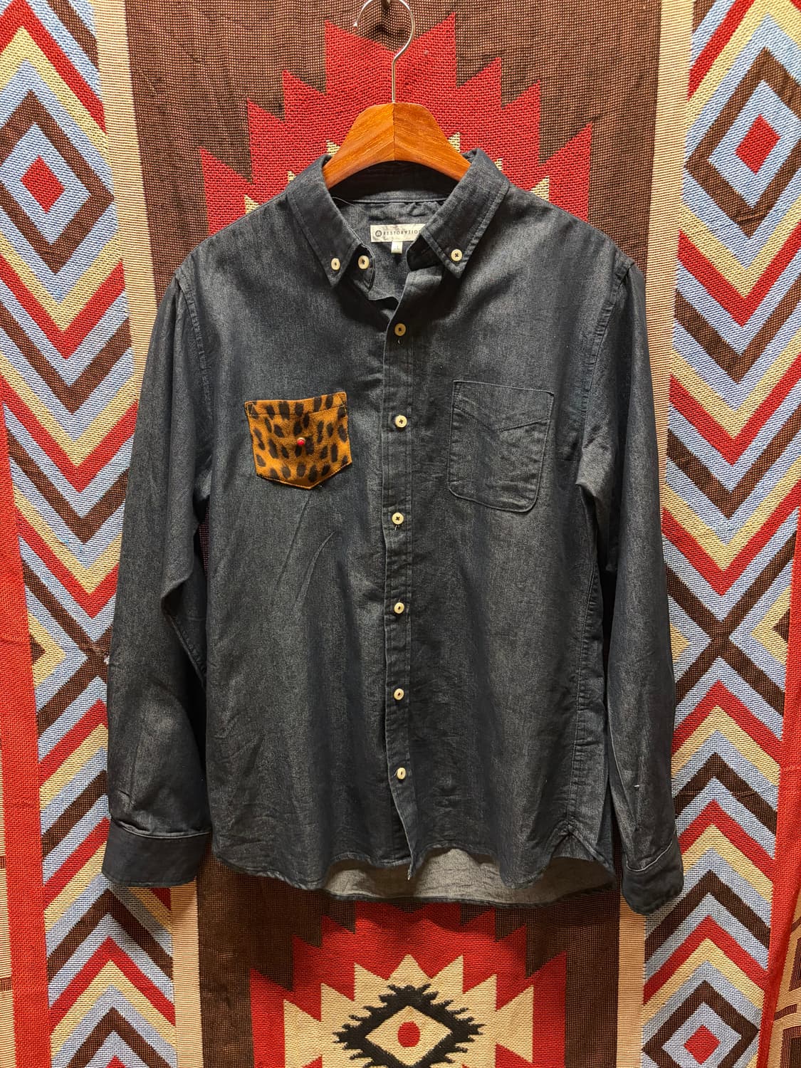 Indigo leopard stud shirt / 레오파드 콘쵸 셔츠 상품이미지1