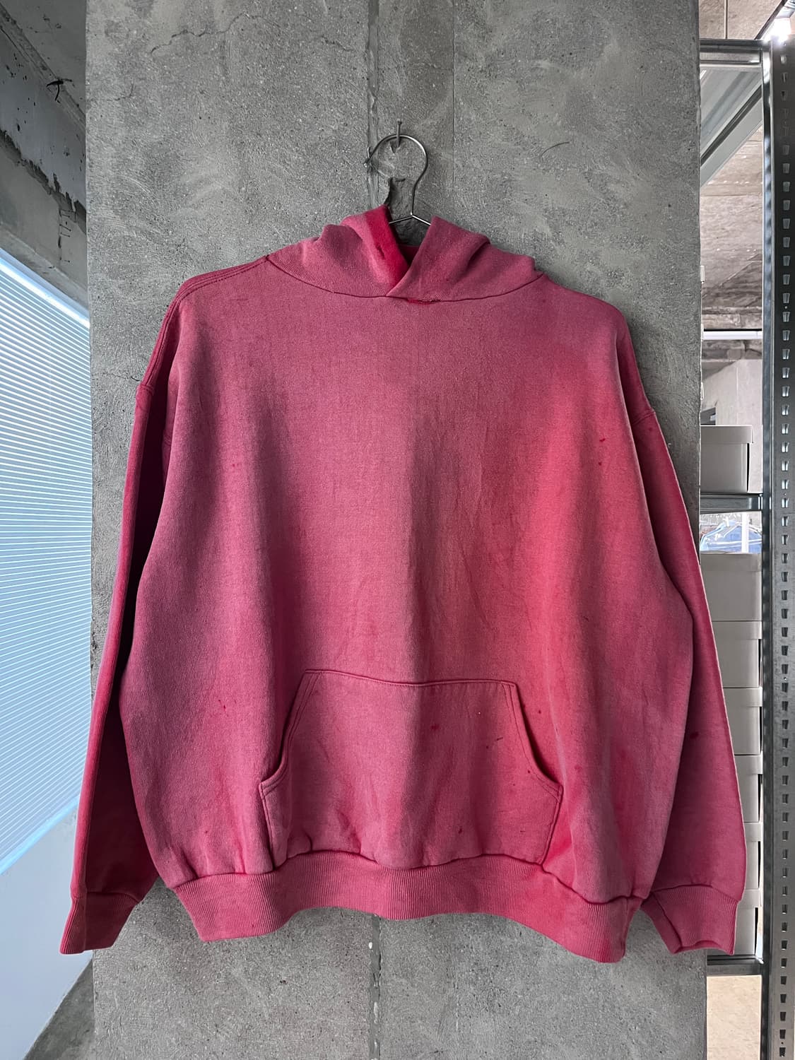 RUSSELL ATHLETIC SUN-FADED PINK HOODIE 상품이미지1