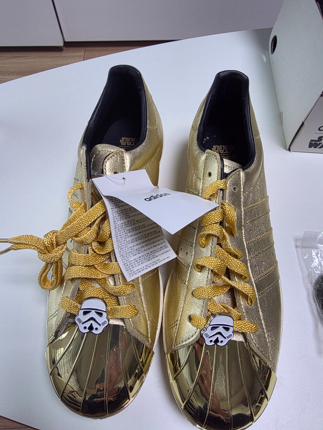 아디다스 슈퍼스타80s 스타워즈 콜라보 (새상품) 상품이미지2