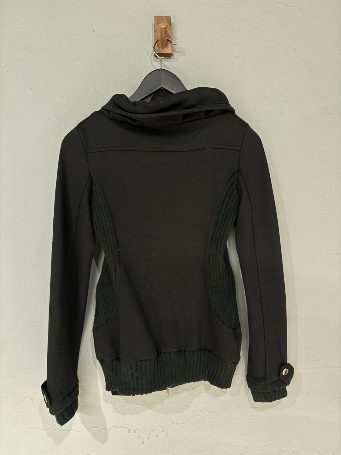 ribbed detail pocket 2-way zip-up 상품이미지8