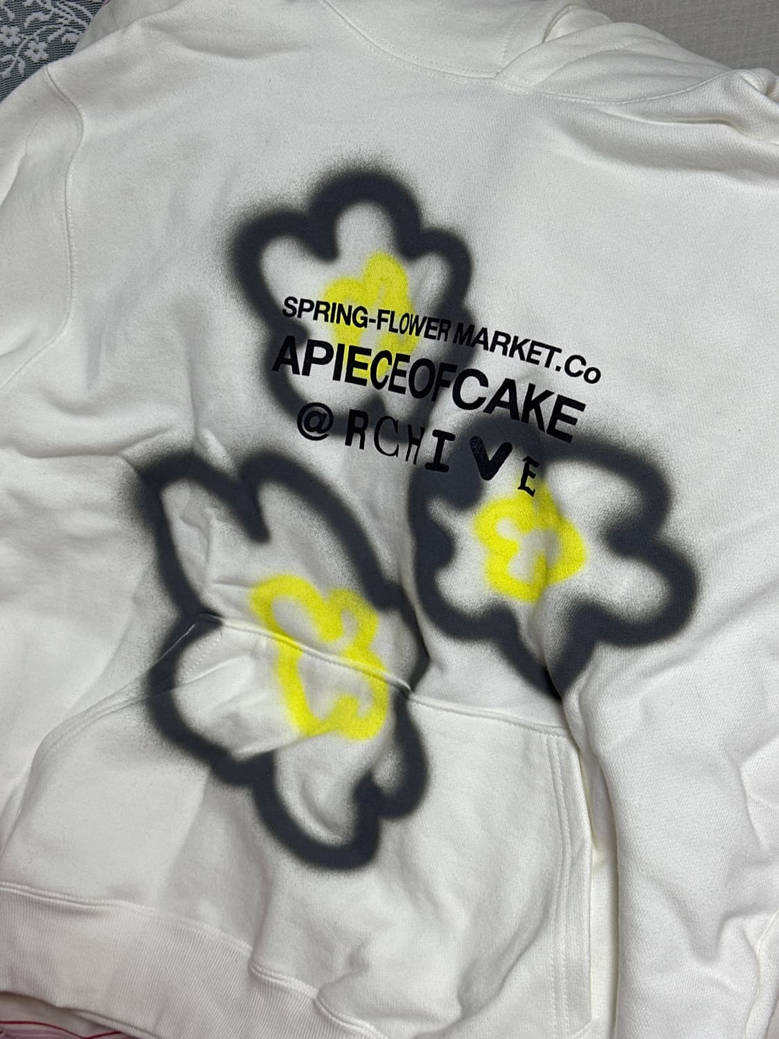 어피스오브케이크 후드 티셔츠 화이트 상품이미지1