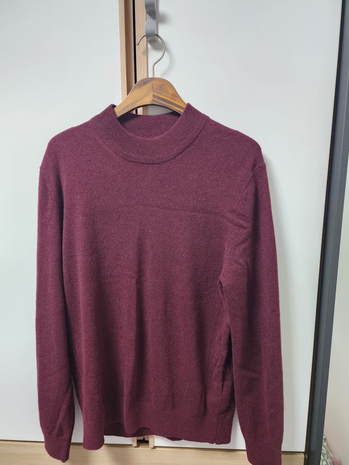 알레그리 캐시미어 모크넥 니트 와인색 상품이미지1