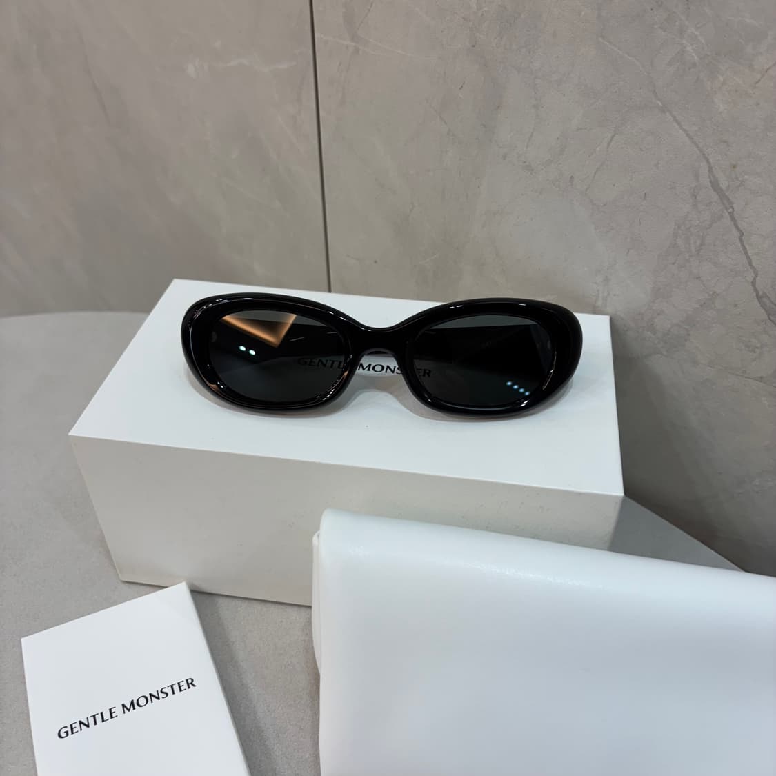 젠틀몬스터 savage 블랙 선글라스 상품이미지2