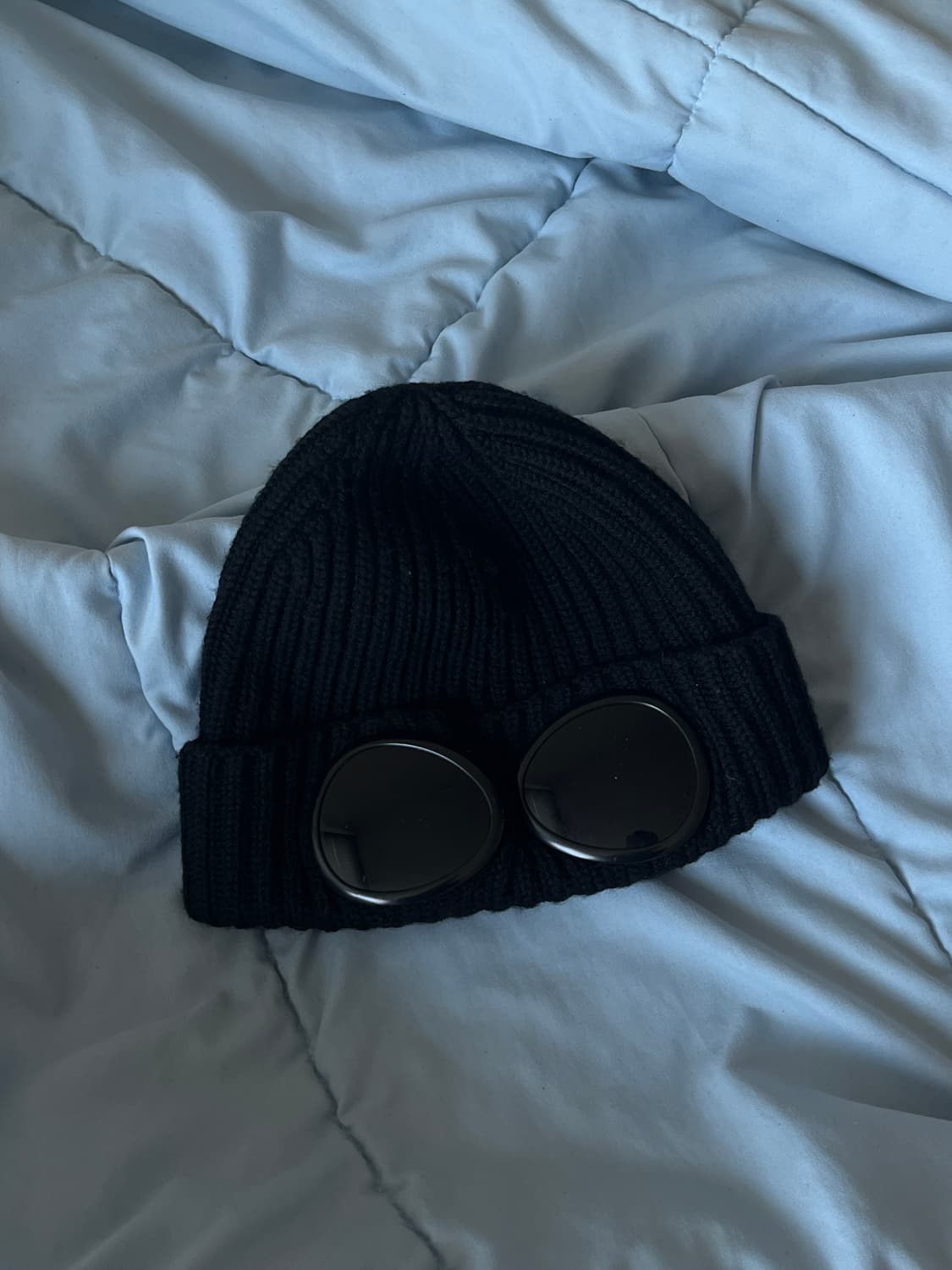 CP컴퍼니 고글 비니 블랙 상품이미지1