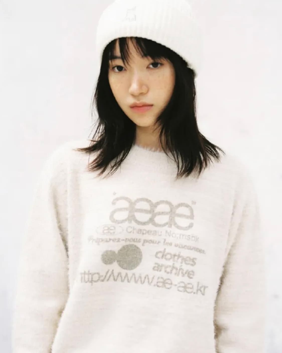 aeae WEB LOGO CROP HAIRY KNIT [IVORY] 상품이미지1