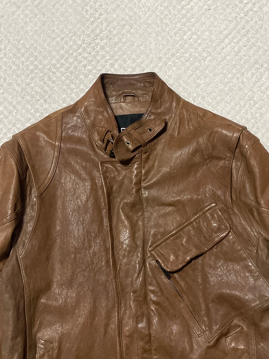 DKNY 웨스턴 무드 램스킨 양가죽 포켓 레더 상품이미지4